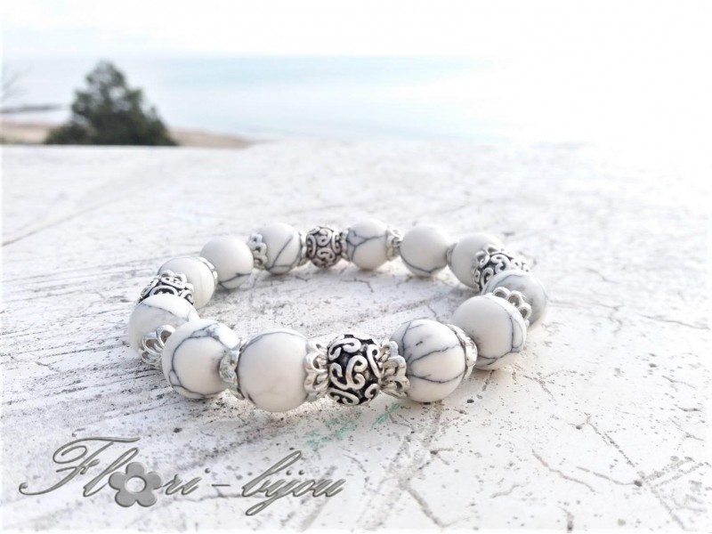 Гривна Peace