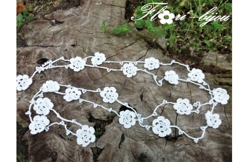 Колие Flowers